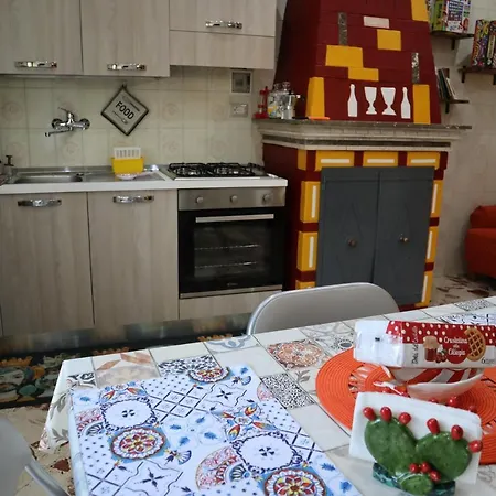 Prázdninový dům Casa Borgo Borrello San Mauro Castelverde